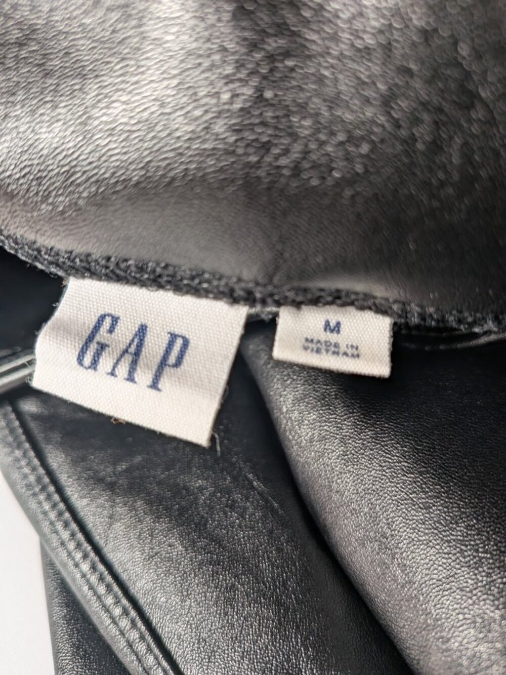 GAP Women's Medium Faux Leather Black Pull on Fleece Lined Leggings Gently Used - Picture 6 of 9